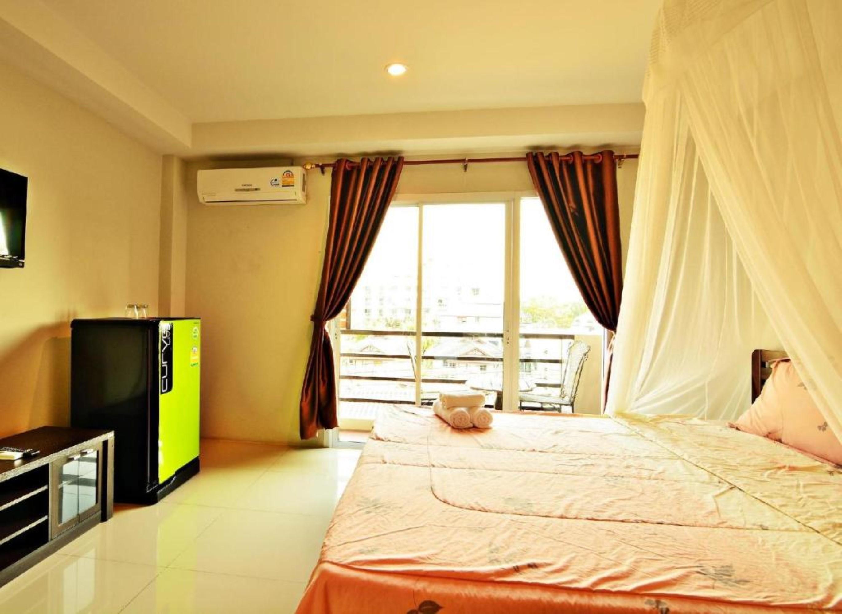 The Day Hotel Chonburi Exterior photo