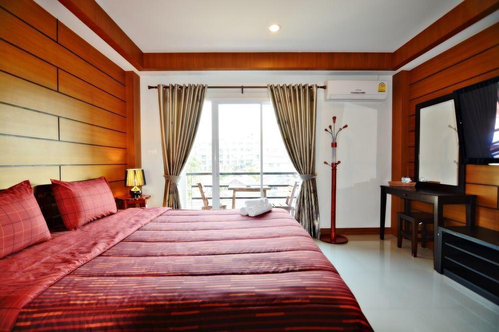 The Day Hotel Chonburi Exterior photo